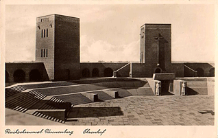 mauzoleum_hindenburga_2.gif