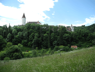 severovychodni_strana_hradu.gif